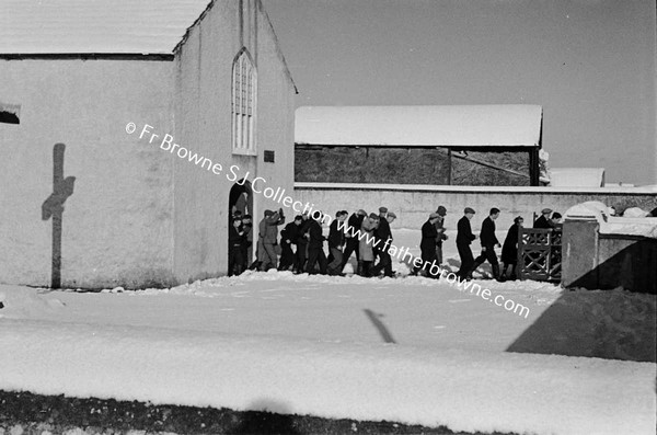 IN SNOW VIEWS AT DOON CHURCH